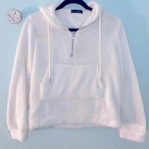 Fuzzy cropped jacket